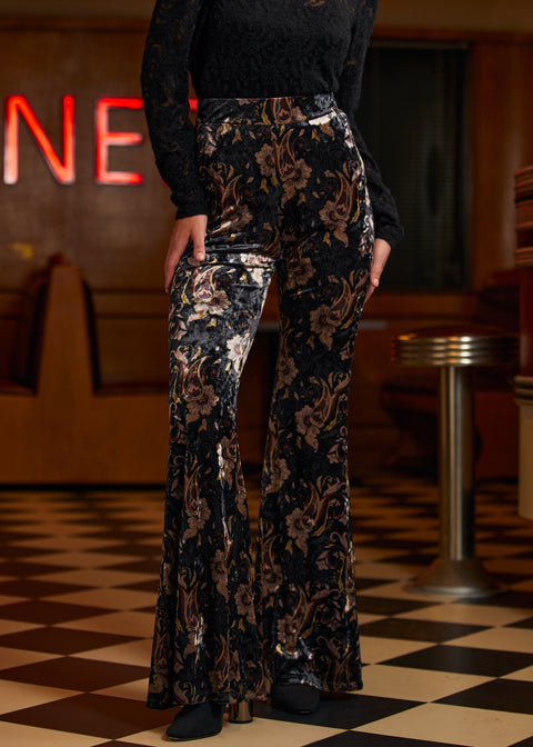 Just for Kicks Bell Bottom Legging