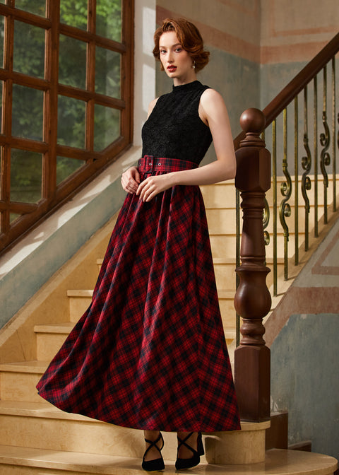 The Waltz Right In Maxi Dress